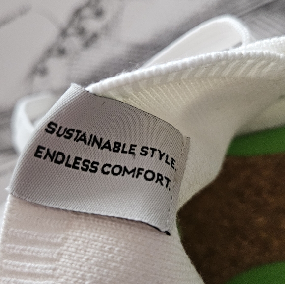 Cariuma IBI low off white knit sneaker Wms sz 9.5 Men's size 8 NIB New - Picture 11 of 16